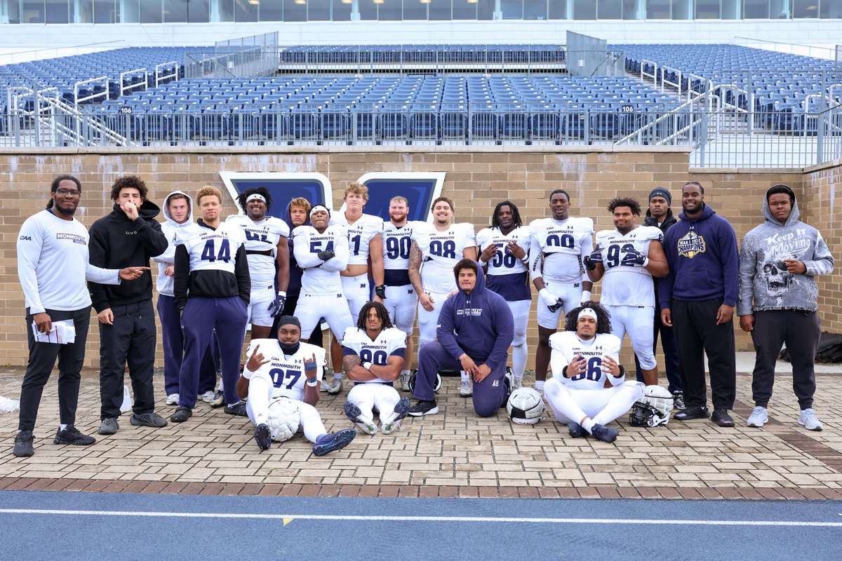 HunterWatsonnn's tweet photo. Spring ball #2 wrapped up with @CoachCole94  @MUHawksFB ‼️ 🧱 x 🧱 #MEB https://t.co/plmXrVX1jc