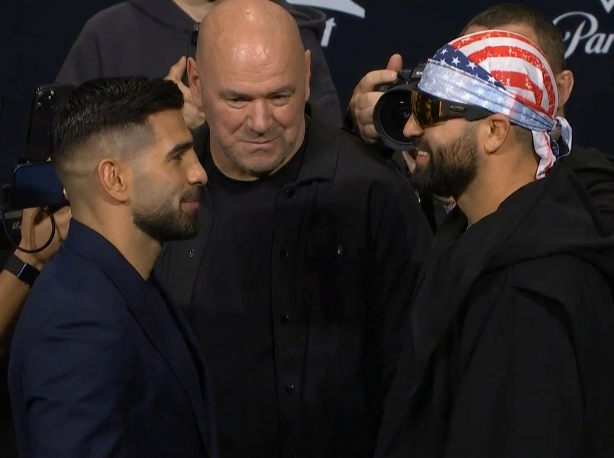 ⚔️Random beef that we got at #UFCFreedom250 

Ilia Topuria vs Josh Hokit

Who you got?? 

#UFC #UFC328