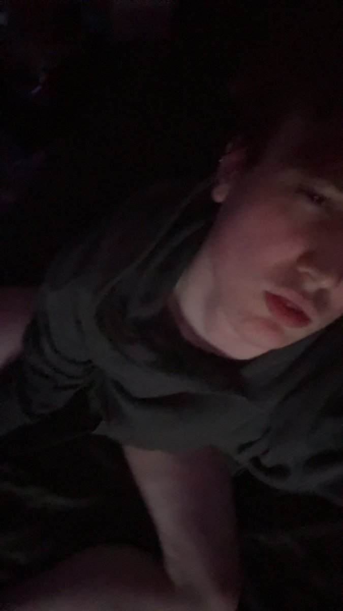 RT @H4zzzz4: I may be drunk but I want him so bad rn…