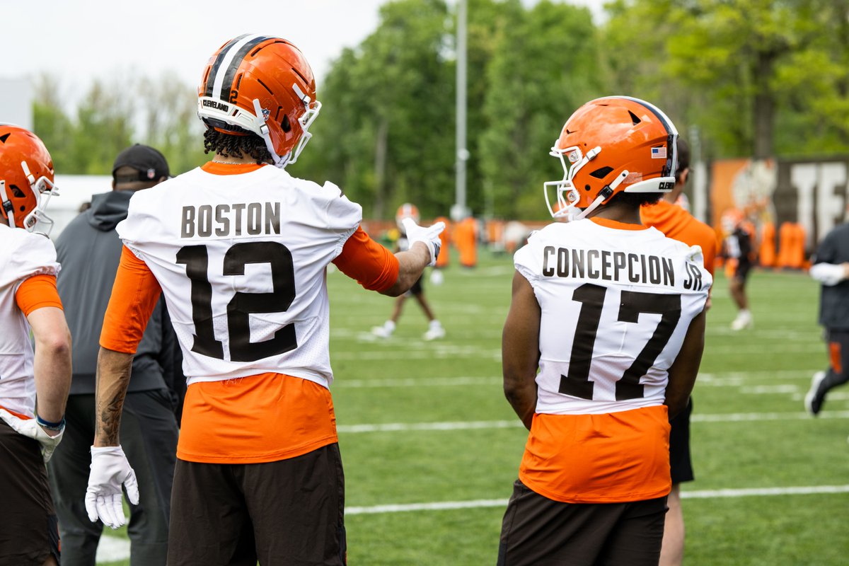 Browns's tweet photo. first official NFL practice ✅ https://t.co/1lobsDOJFM