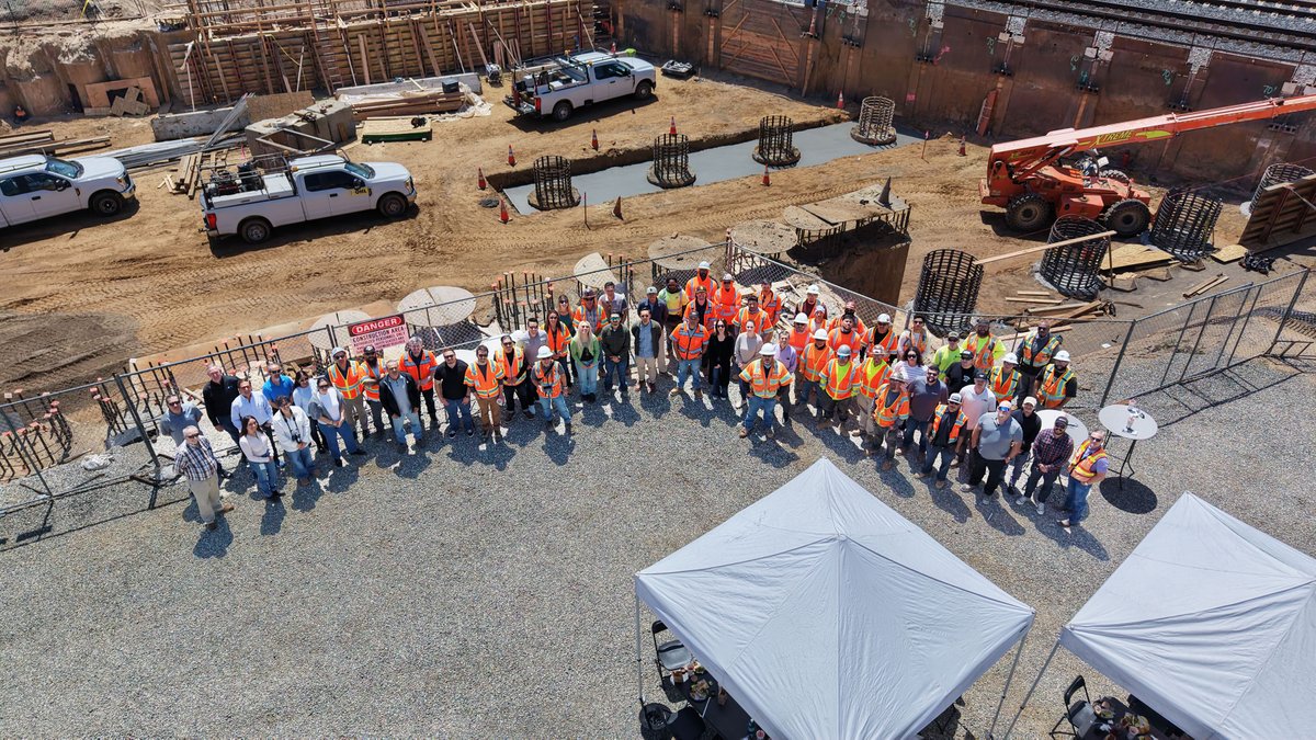 ACEsgv's tweet photo. Since completing the cast-in-drilled-hole phase, which will support the upcoming bridge, the crew took a moment to celebrate their progress with a tasty lunch. We welcomed OHLA, Griffith Co. &amp; AECOM, who have been pivotal in moving the #Montebello project forward.🫶 https://t.co/zl4Bpphpjq
