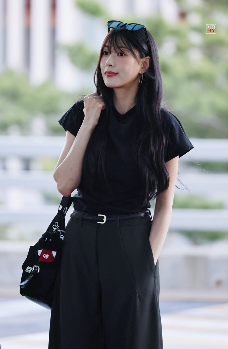 Mostbeautifulhayoung tweet media
