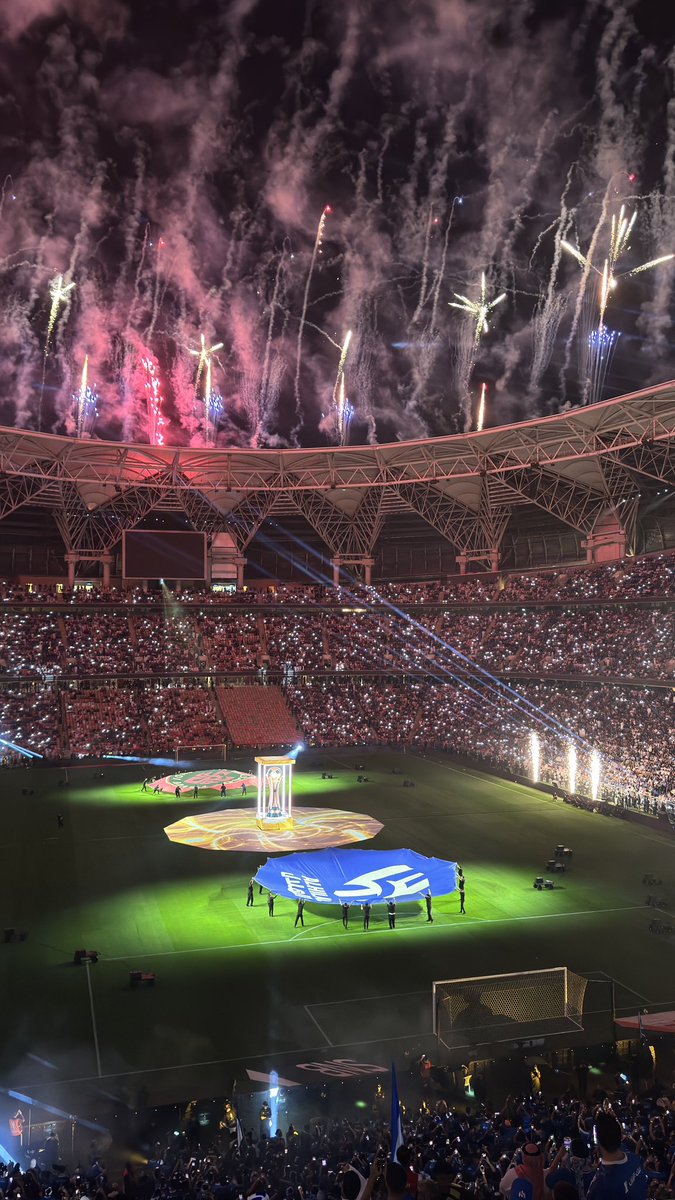 eio_vv's tweet photo. الفففففففف الفففففففففف مبروك للزعيم 💙💙
🏆🏆We Are The Champions

#الهلال_الخلود https://t.co/EYOn3hRdAo