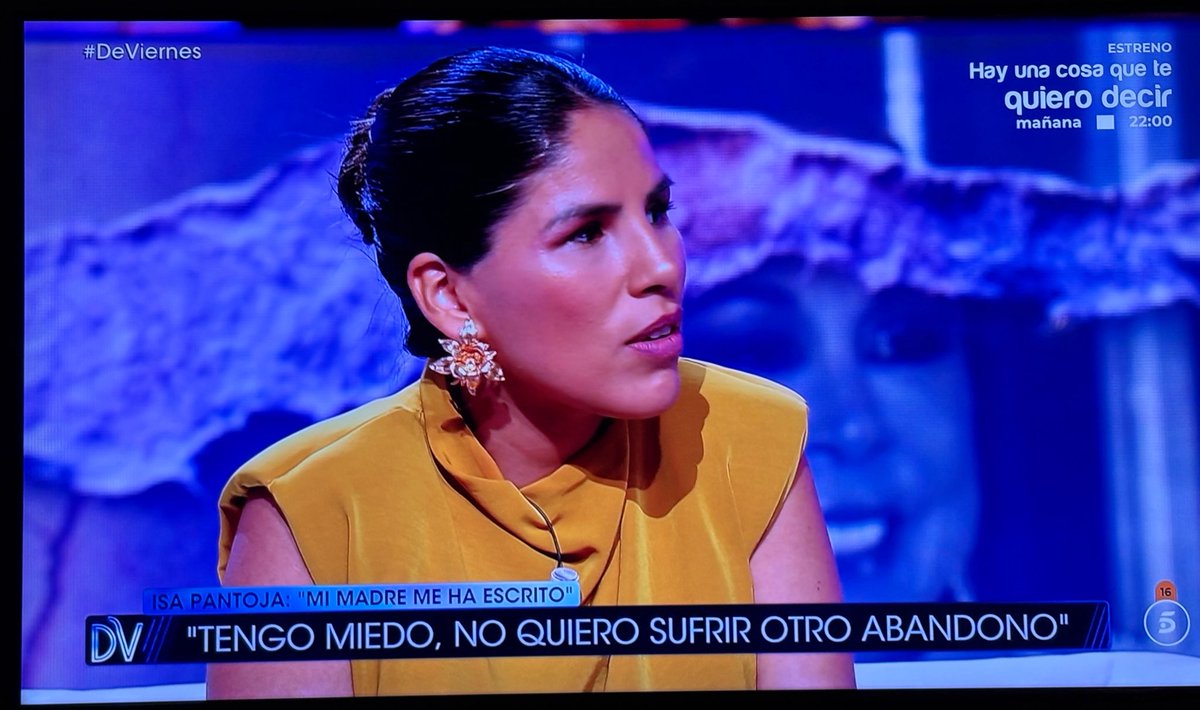 Está en inteligencia emocional y madurez a 600 trillones de años luz de su madre y hermano.
Cómo se nota que tiene materia prima de base y que se ha trabajado con psicólogos.
Da gusto.
#DeViernes