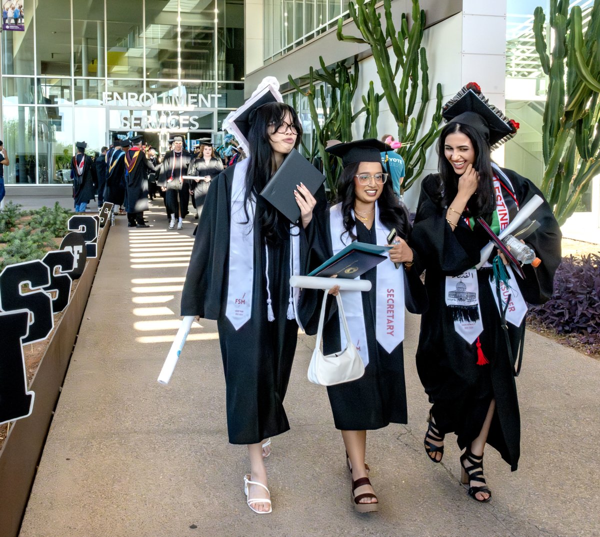 chandlergilbert's tweet photo. One week until graduation! Graduating students, what do YOU want to hear at our Graduation Ceremony? Drop your song suggestion in the comments for a chance for it to appear in our graduation playlist! 🎓🎵🎉 https://t.co/0hjVqbySDb