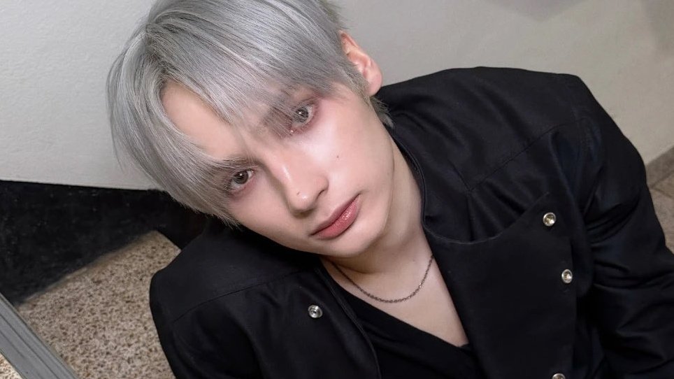 ݁ tweet media