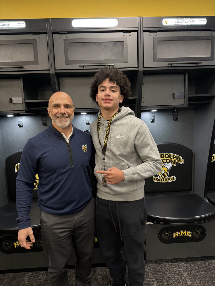 julian_turpin2's tweet photo. Great time at the Junior Day at Randolph–Macon College today! Learned more about the program, culture, and coaching staff. Appreciate the opportunity to be on campus! @RMCfootball 

@rjwindows 
@hollywoodhart22 
@danteabsher3 
@coachzip2 
@CoachMcGeeRMC 
@IndyHSFootball https://t.co/vDIztfUm8S