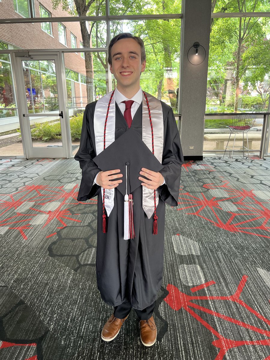Gabbysall's tweet photo. Congratulations Dam!!!! We’re so proud of you and we love you so much!! GO DAWGS!! ❤️🖤🎓 #UGAGRAD https://t.co/VrfF9vGzi9
