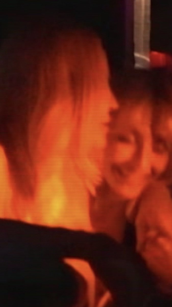 Heyitsme_ry's tweet photo. The way Madonna hugs and kisses Sabrina like she’s genuinely obsessed with her 😭 https://t.co/hjajg7Blk0