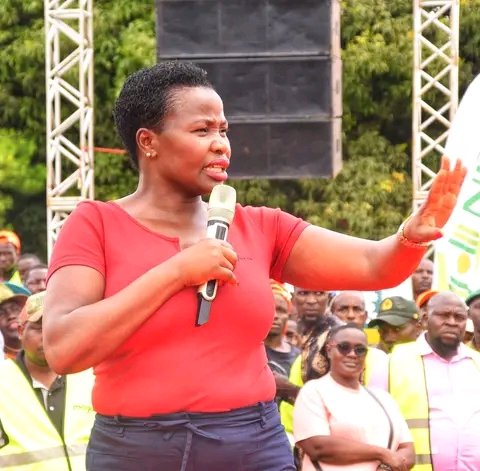 Brianjuma01's tweet photo. @SusanAMangeni It will always be told that you could have been an MP in 2013 when Ababu Namwamba shortchanged you will always raise to greater heights whatsoever, long live the struggle! https://t.co/B9Pmb9SdRE