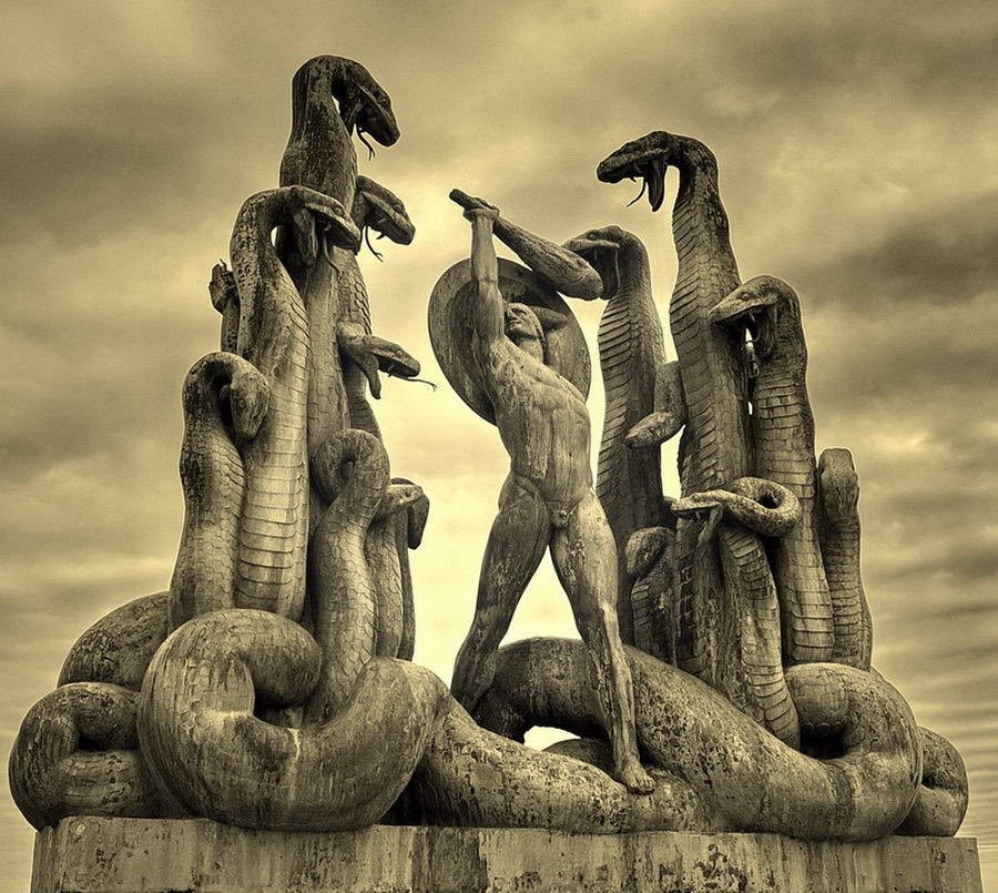 Julius The Python Hercules and the Hydra