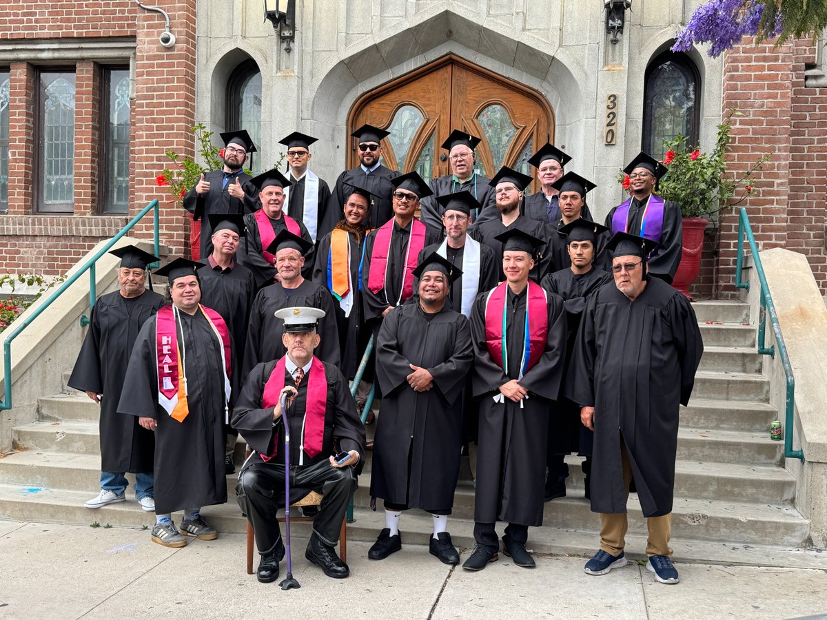 DataScienceAll1's tweet photo. Celebrating an incredible milestone with the San Diego Rescue Mission 🎓

It was an honor to attend Mission Academy’s graduation and recognize each graduate’s hard work and resilience. Moments like this remind us of the real impact behind our data project with SDRM. 🤝 https://t.co/1riGZemL9T