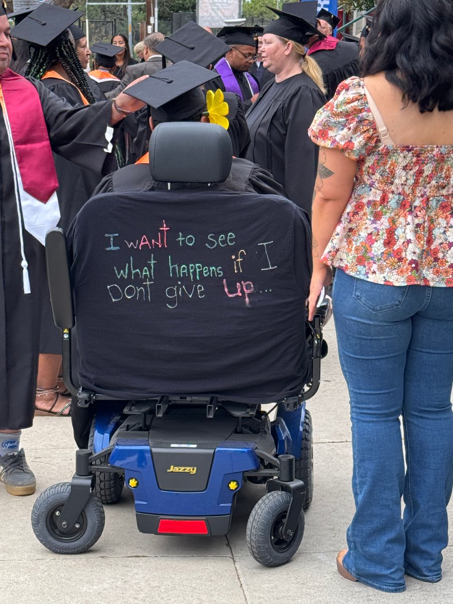 DataScienceAll1's tweet photo. Celebrating an incredible milestone with the San Diego Rescue Mission 🎓

It was an honor to attend Mission Academy’s graduation and recognize each graduate’s hard work and resilience. Moments like this remind us of the real impact behind our data project with SDRM. 🤝 https://t.co/1riGZemL9T