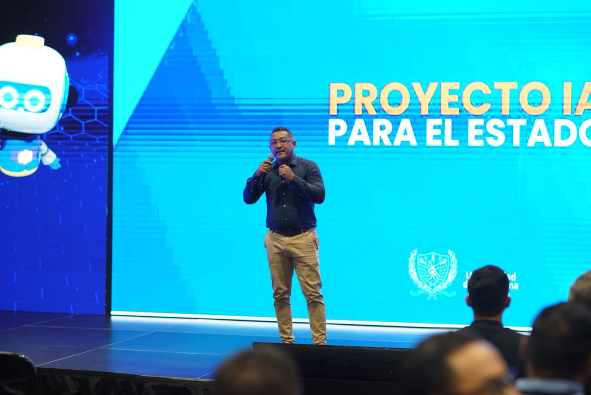 GobDigitalCO's tweet photo. Socializamos el proyecto “IA para el Estado” con Henry Palacio Brochero, de la @uni_cartagena, avanzando hacia un Estado más inteligente, innovador y eficiente al servicio de la ciudadanía. 🤖

#InteligenciaArtificial #InnovaciónPública https://t.co/EIUE2AyQ6X
