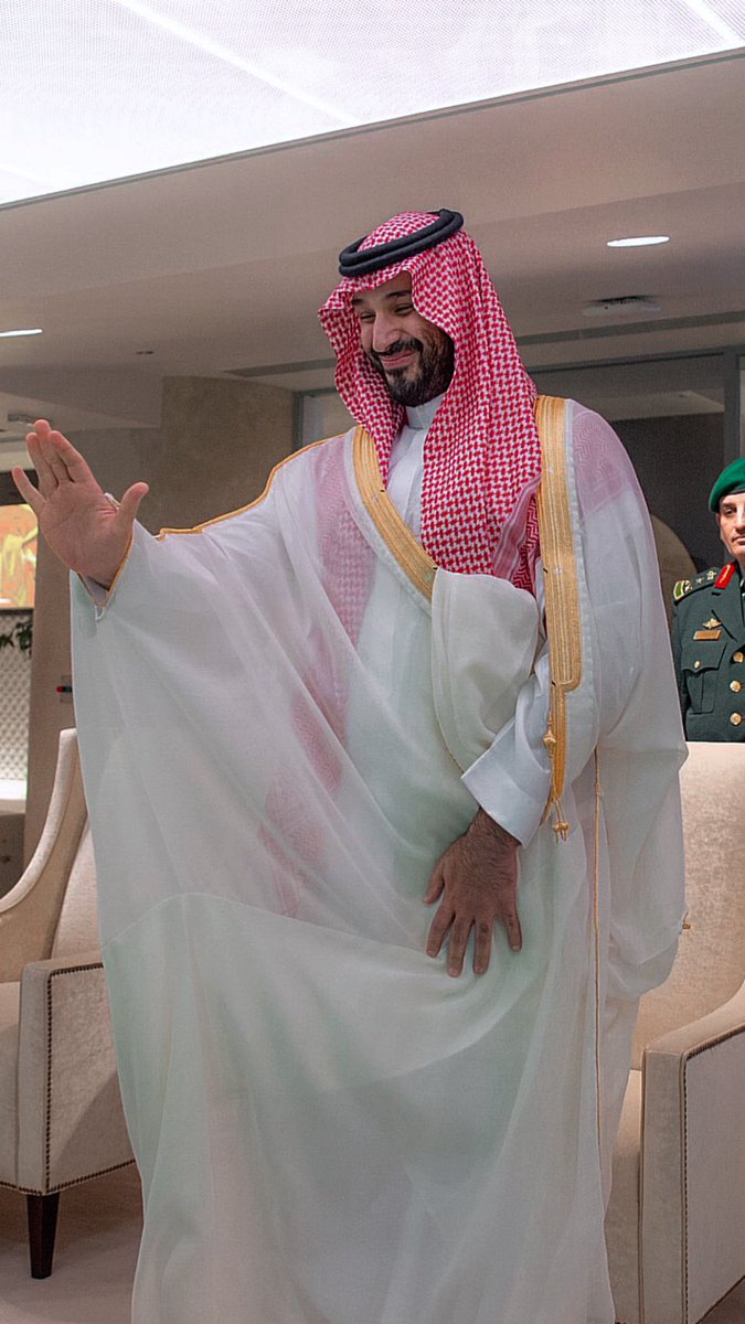 aahm_t7's tweet photo. سمو سيدي #ولي_العهد‌ #نهائي_كأس_الملك 

♥️🇸🇦 https://t.co/NdWGXj5bTI