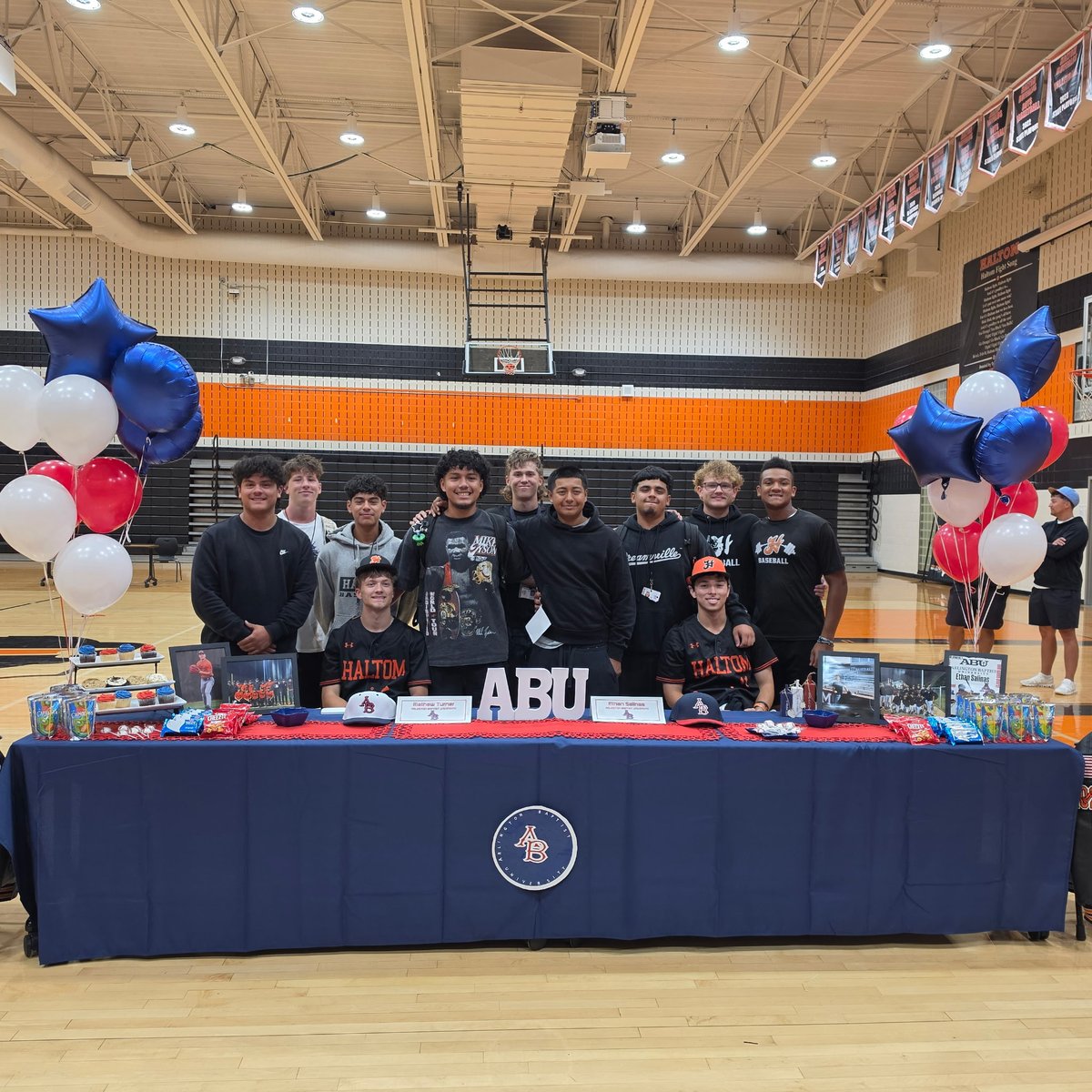 Haltom High School Baseball tweet media