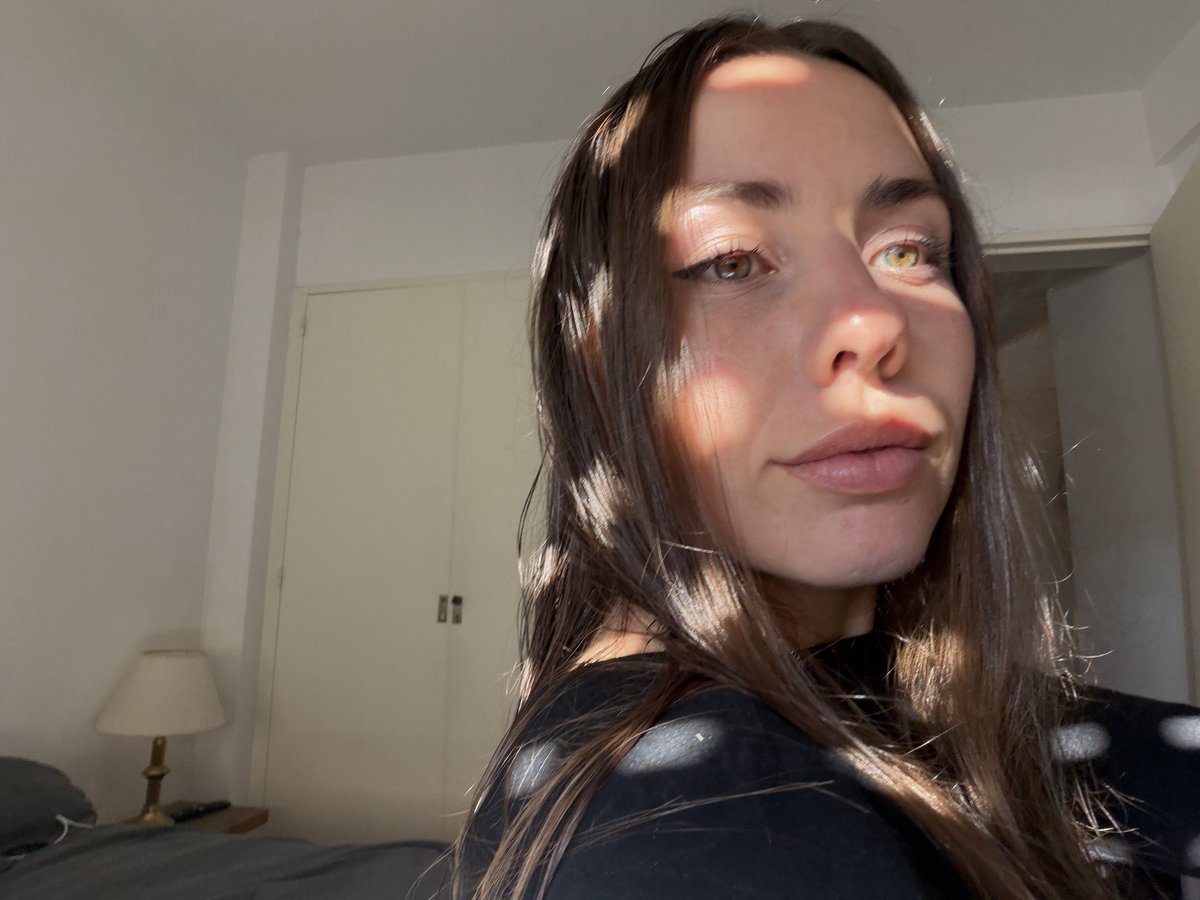Señorita Babeblade tweet media
