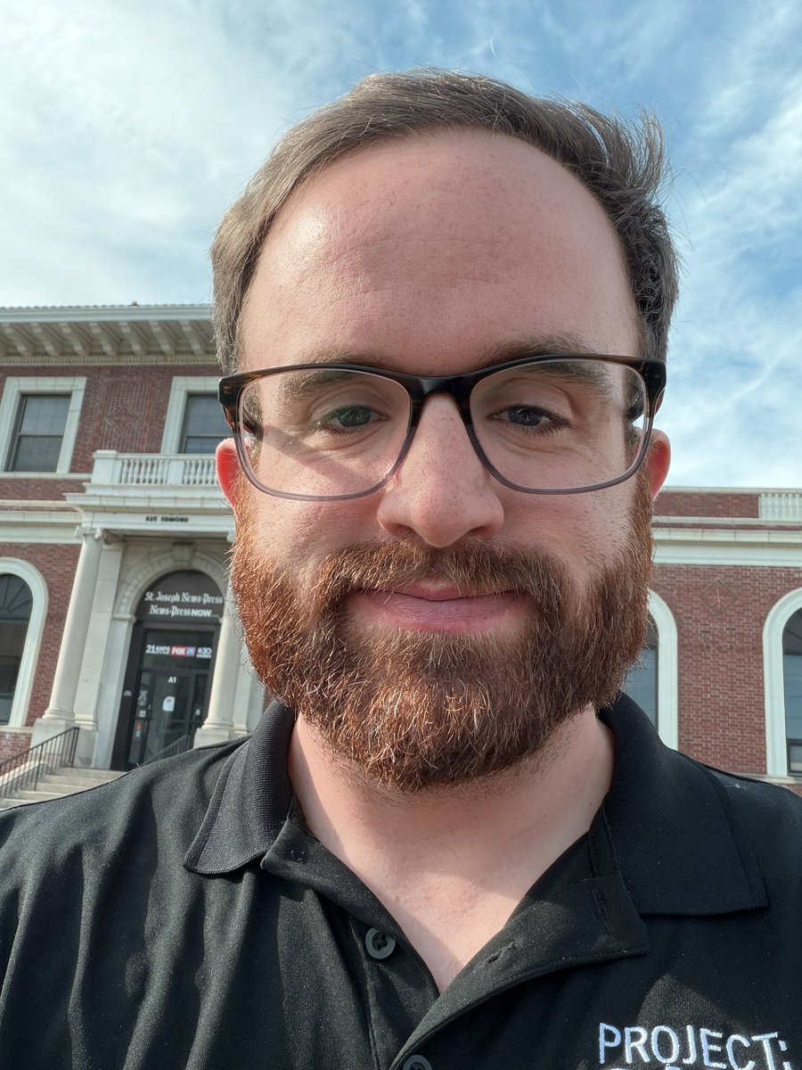darren_KQ2's tweet photo. New specs! It’s always fun and exciting to get a new piece of your visual identity. It was time to upgrade and got a couple of different prescription glasses! 

@kq2 https://t.co/sMmsNxbnZp