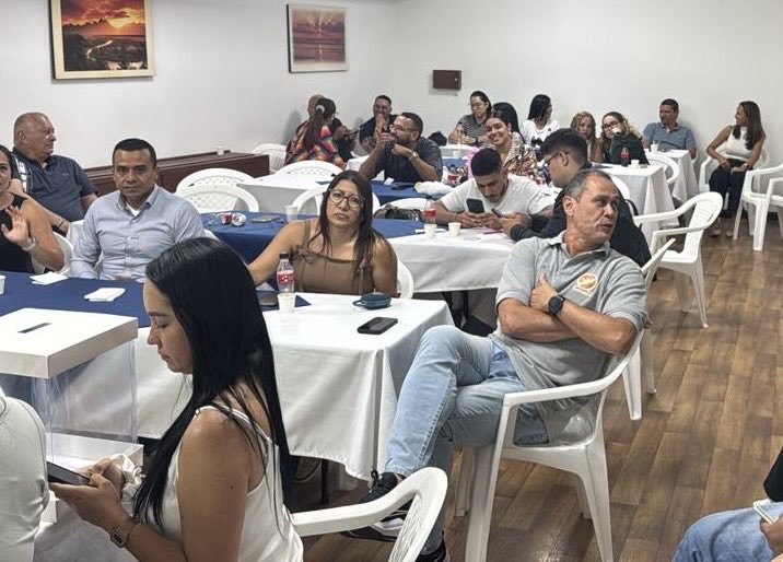 Sintraprevi's tweet photo. #Eleccion
En Asamblea Seccional realizada en Cali, se eligió la nueva Junta Directiva de la Subdirectiva Pacífico para el periodo 2026-2029 https://t.co/0NclWEJ0d9
