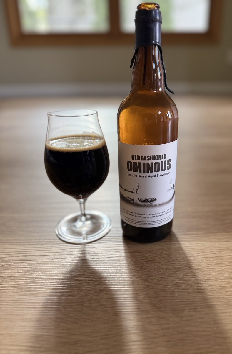 pejacoby's tweet photo. Call me old fashioned but the carpet had to go. Loving the wood look.

Toast new floors with a @BadWeatherBrew Old Fashioned Ominous

Cherry and orange peel bite leads into a brandy &amp; bourbon shaped body w/dark fruit notes &amp; a bitter kick. 10.8%

#craftBeer #drinkLocal https://t.co/2fPTsIyjp1