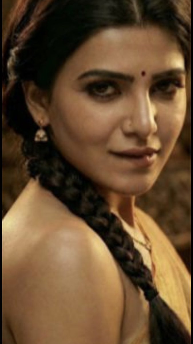 pallavipottachi's tweet photo. Bi vers bud kooda ennatha soothu la okurathu..mathi mathi oombikurathunu irunthalum...echi kiss panurathe thani sugam than🥵

Nude ah kattipudichu keela poolu idichukitu..Eye to eye pathu rendu peroda naakum idichukitu echi mathikurathu irukee veri ethum epovum 🙈 https://t.co/gdTQDE47vV