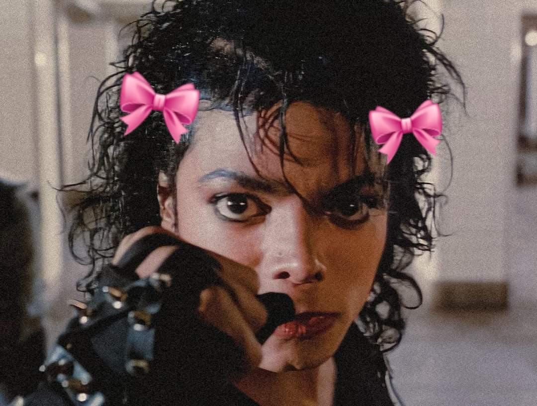 katie !! biopic era🪩 tweet media