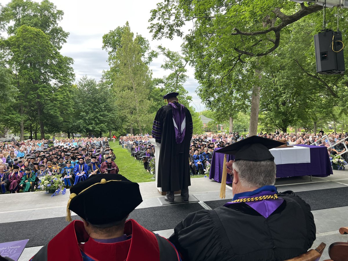 priestman's tweet photo. Today’s commencement at @McKendreeU ! https://t.co/GWBc1mMxI0