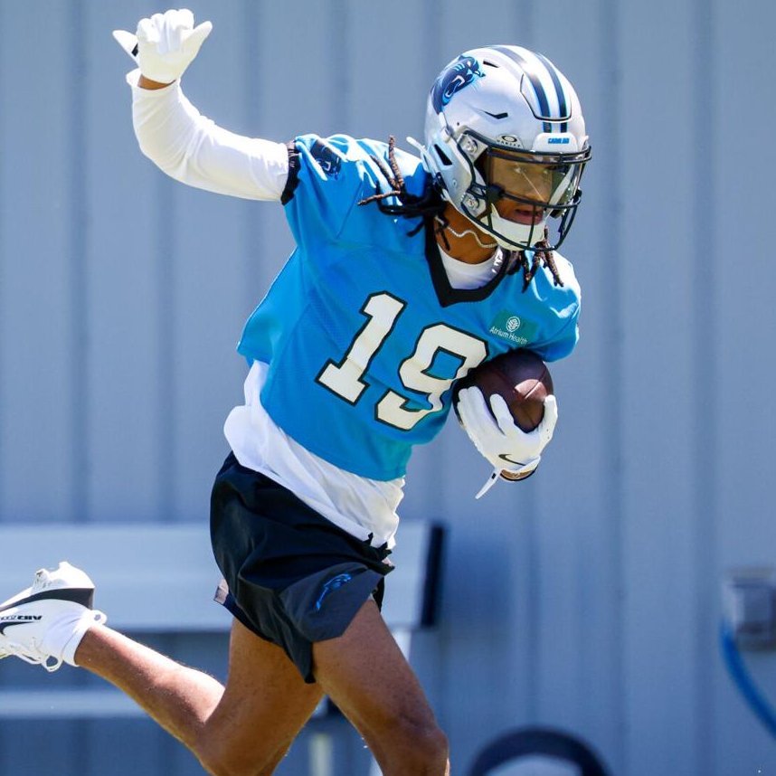 Statement_JT's tweet photo. College Football 26 Player Ratings for Panthers Rookie Draft Picks/UDFA's/Tryout Players: #KeepPounding 

WR Chris Brazzell II - 92 (3rd Rd Pick)*
DT Lee Hunter - 90 (2nd Rd Pick)
QB Haynes King - 90 (UDFA)
CB Will Lee III - 89 (4th Rd Pick)
S Zakee Wheatley - 89 (5th Rd Pick) https://t.co/DjkCib4Fpn