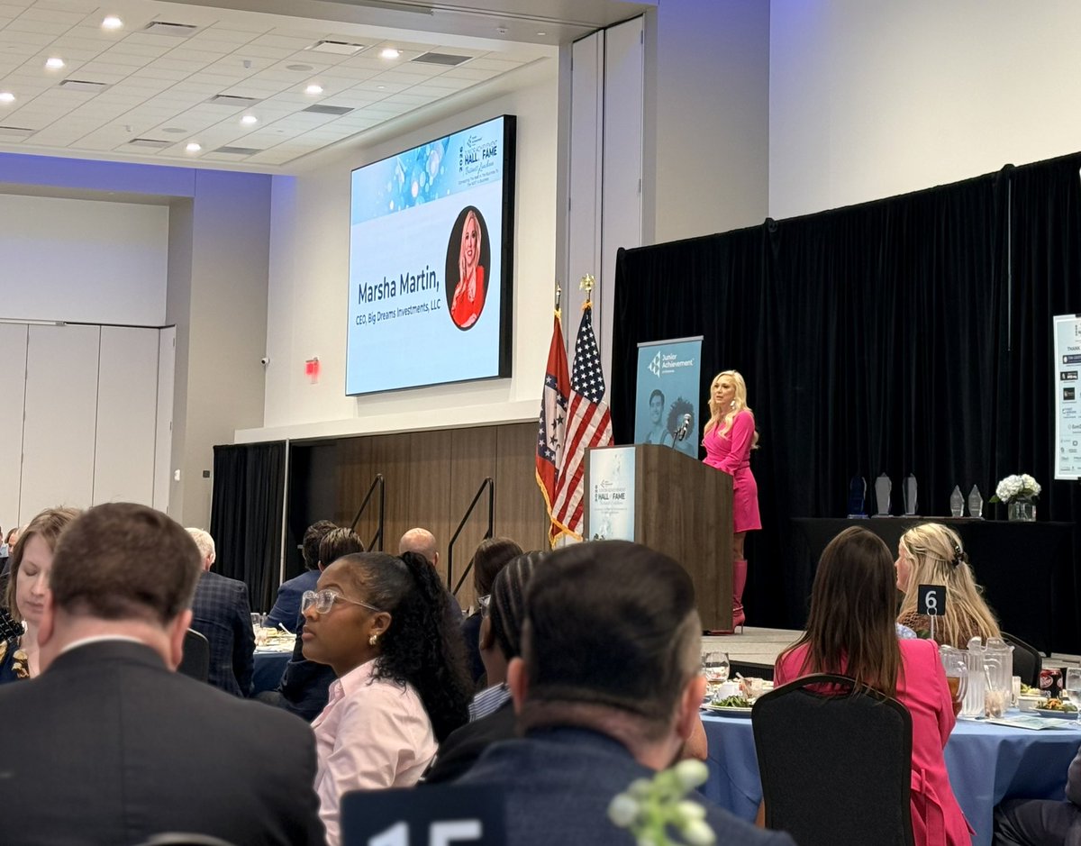 LeslieRutledge's tweet photo. Congratulations to my amazing friend Marsha Martin on being named the 2026 Arkansas Junior Achievement Hall of Fame Laureate!

From building Onyx Brands to your incredible philanthropy and leadership across Arkansas, your legacy and impact are colossal. This honor is so well deserved!

You inspire us all!