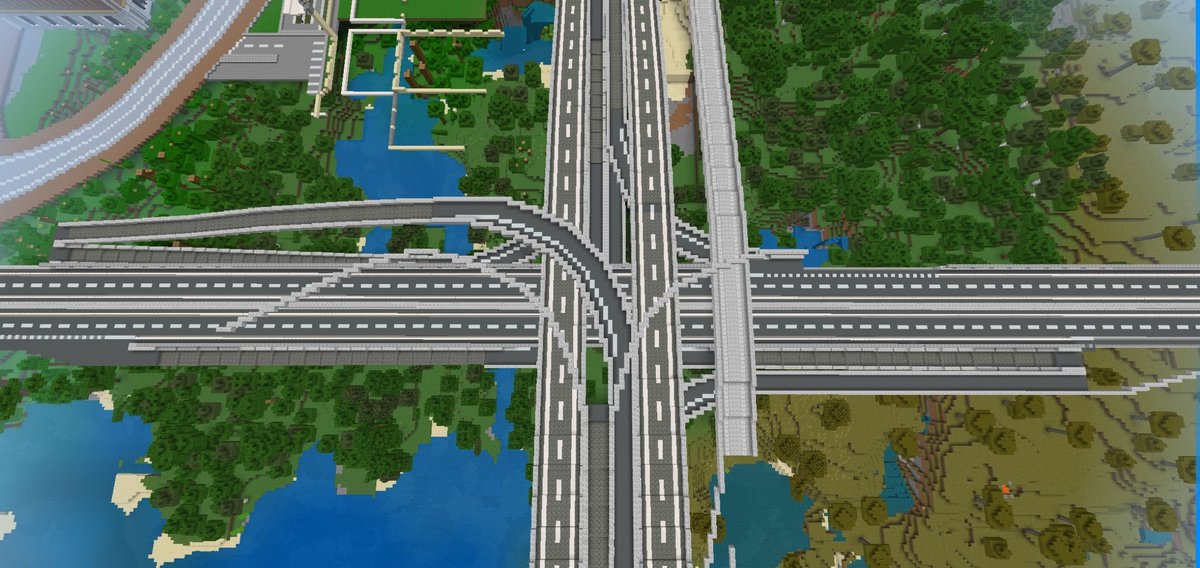 MilRuN129380's tweet photo. 高速道路のIC/JCTを作っています
これが完成すると、空港へのアクセスができるようになる予定です
【圏内10区　リゾン地区】

#Minecraft
#マイクラ
#minecraft建築コミュ
#マイクラ建築 https://t.co/oAbJ4KPXNr