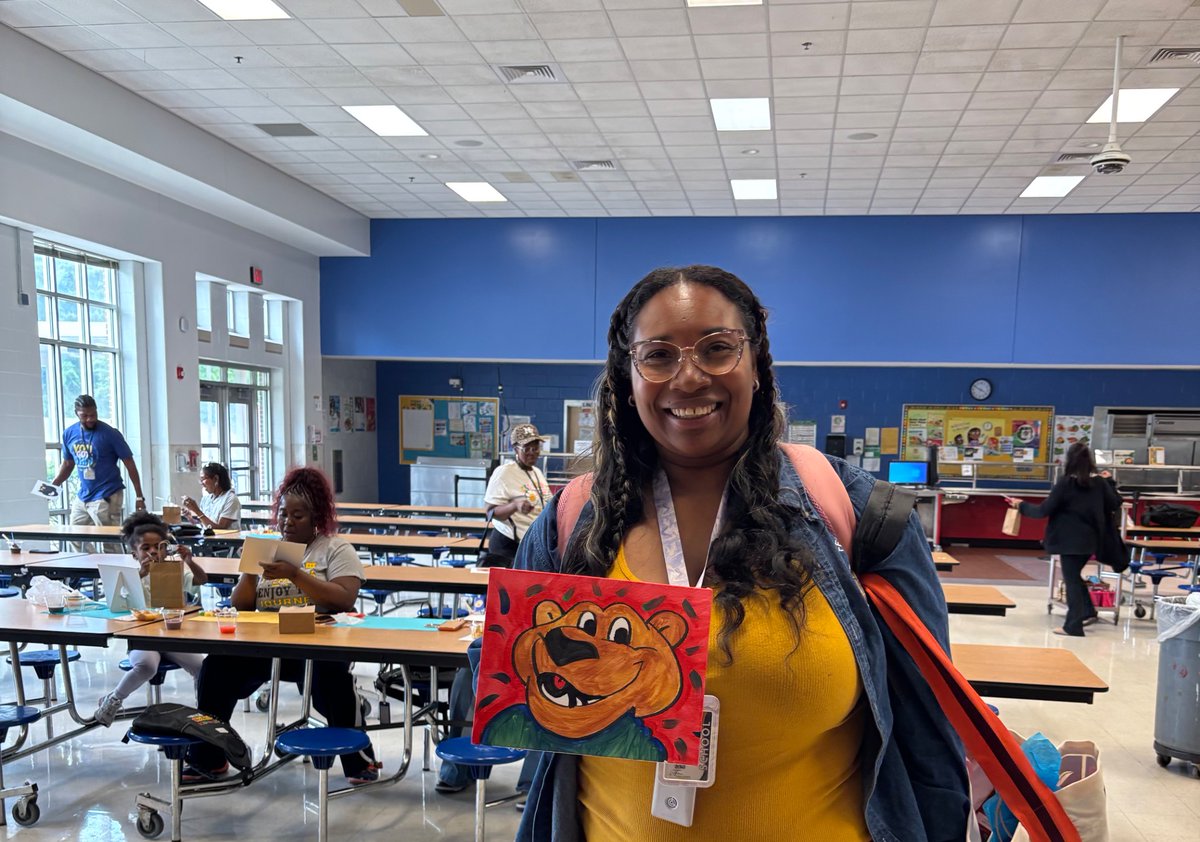 MsCreative_'s tweet photo. Highlight of the week✨ 
Facilitating a staff sip and paint for Teacher Appreciation Week!🎨
Thank you @shantarawcrooks https://t.co/nIBJhEFZoQ