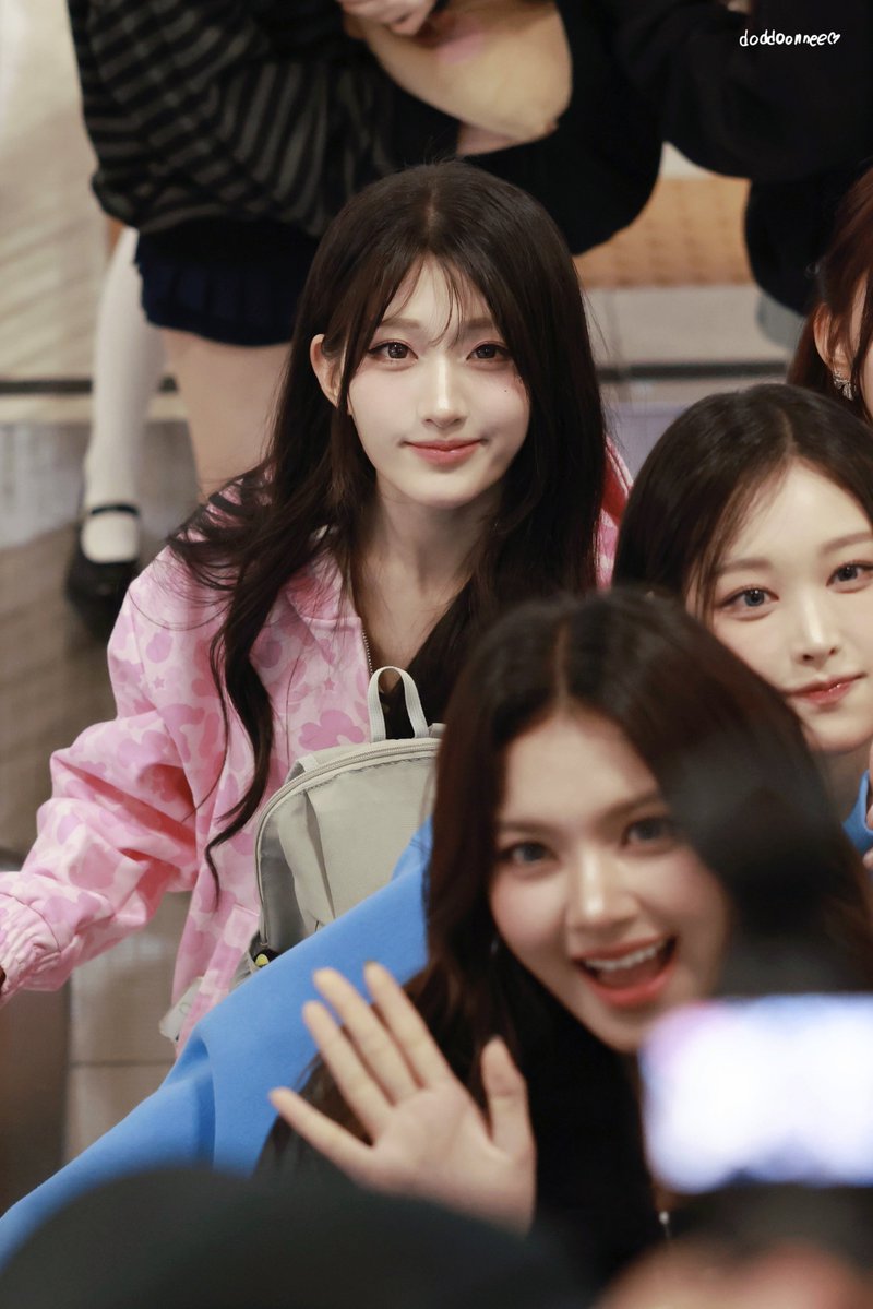 떠뚠니 tweet media