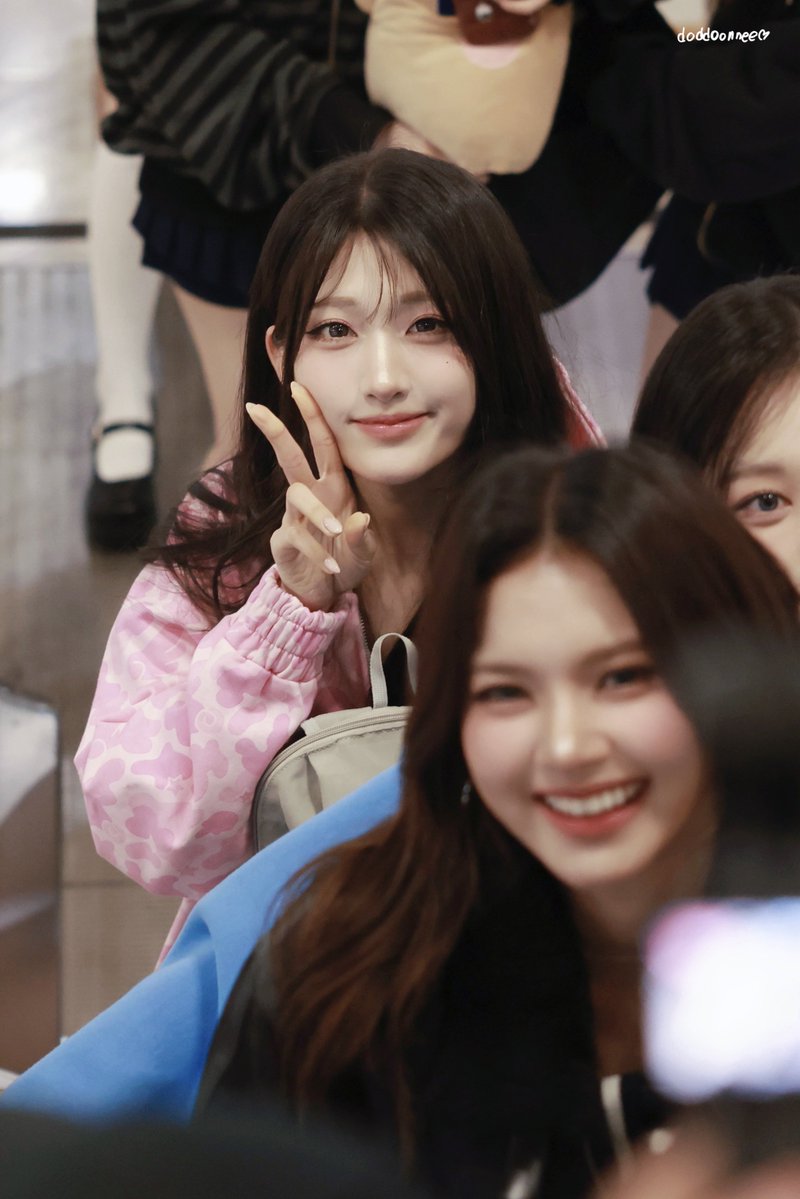 떠뚠니 tweet media