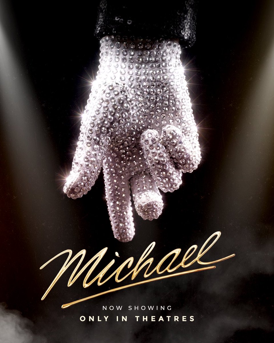 dezzy_chiraboh's tweet photo. Day 7/100 ⚡

The glove says it all. ✨

Inspired by the legend of Michael Jackson. The man who touched millions if not billions

#100DaysOfDesign #MichaelJackson #PosterDesign #GraphicDesign https://t.co/2f0R92aJyQ