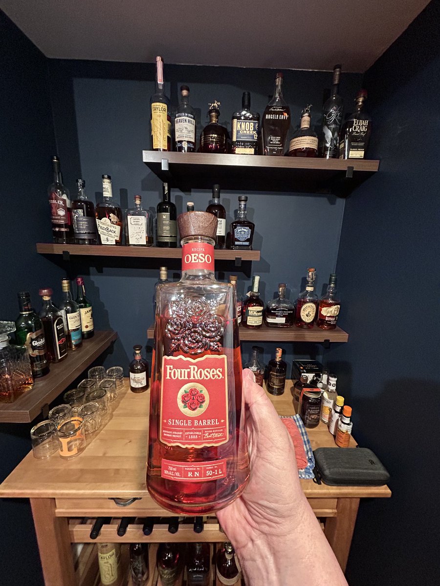 dkelly4819's tweet photo. Tonight’s pour https://t.co/lP2CZJuqie