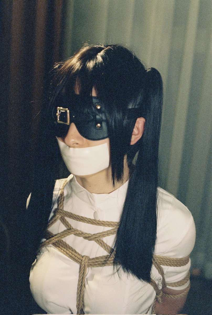 _ShiRanRan_'s tweet photo. 试试水~
#shibari https://t.co/s9yGHkHkmm