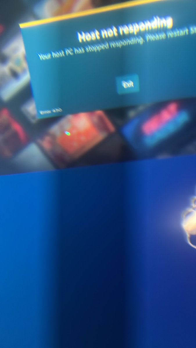DaNamesLily tweet picture