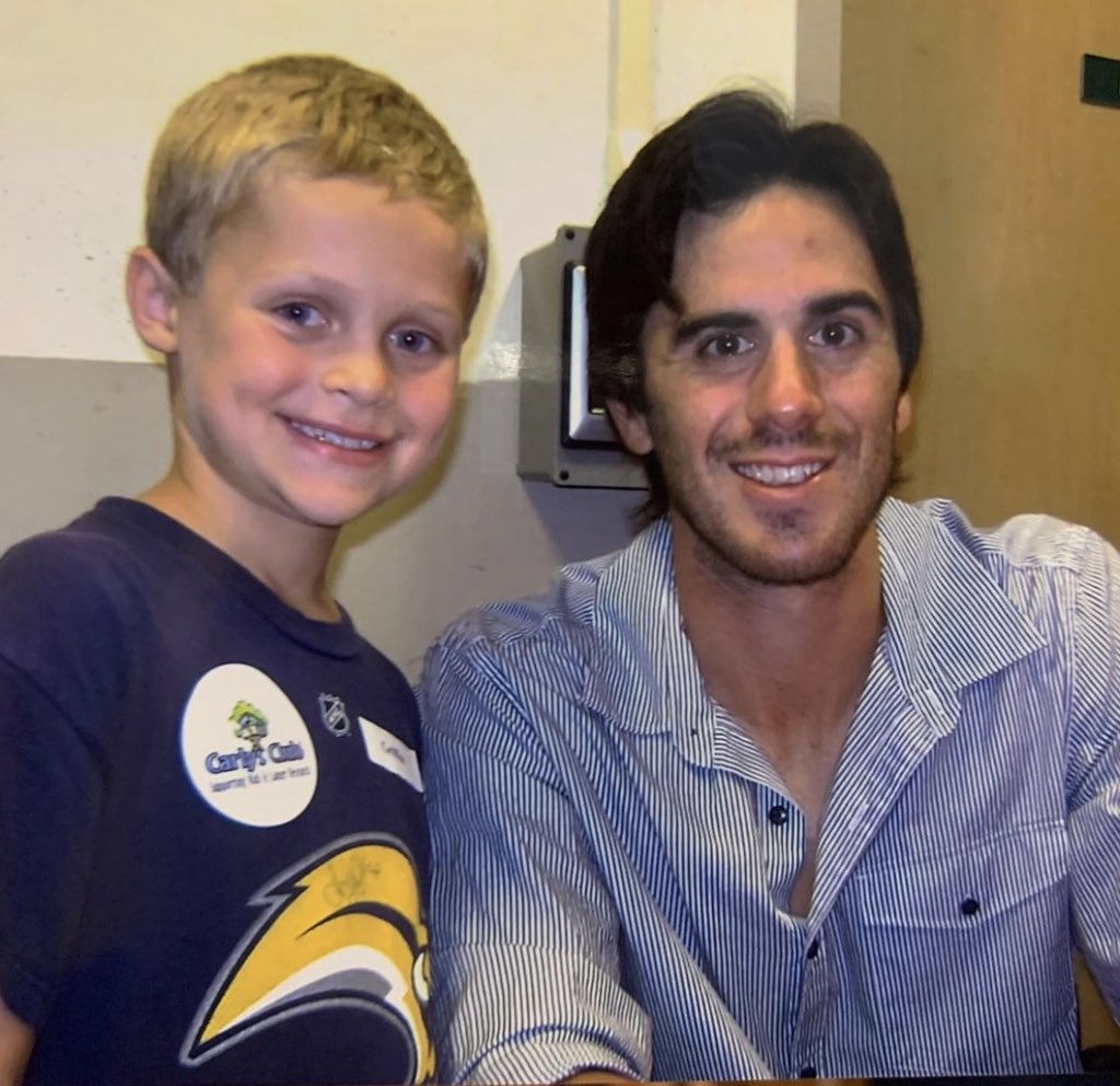 GriffinDP_'s tweet photo. 2007 ➡️ 2026

Little me could've never imagined these opportunities to interview my childhood hero @RyanMiller3039 who made me fall in love with this team… these full-circle moments are what its all about! https://t.co/r4CXVNP33n