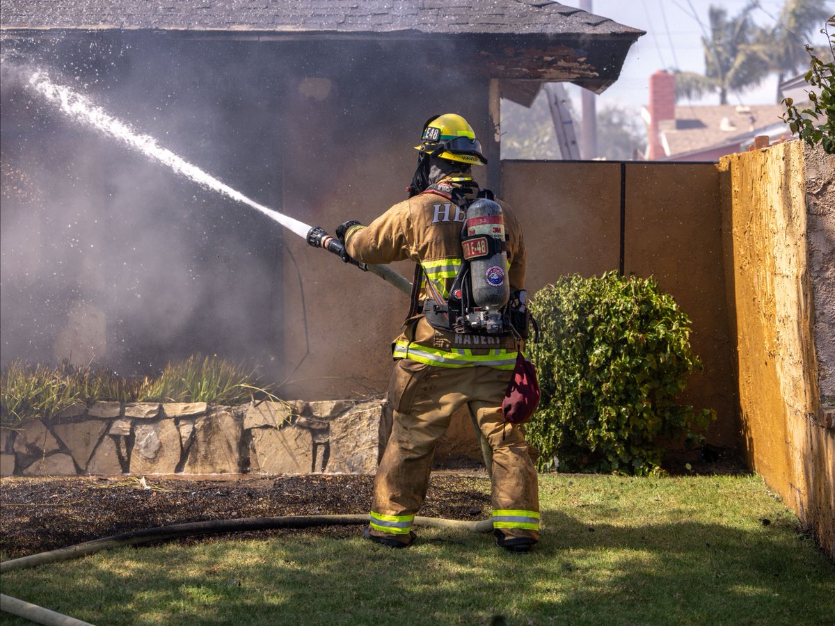 Huntington Beach Fire Department tweet media