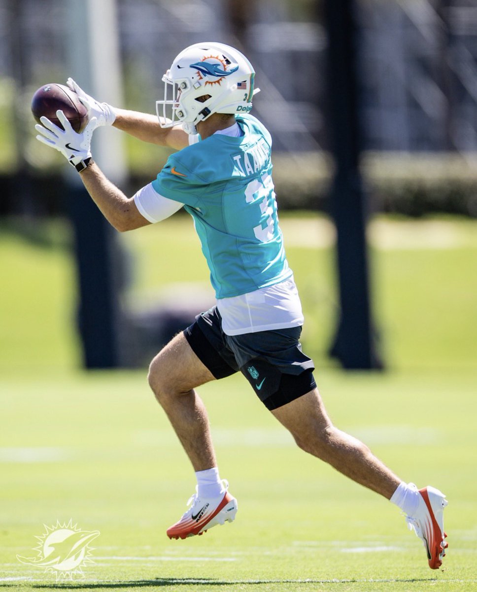 FinsXtra's tweet photo. Baptist Health Training Complex 📍 (@MiamiDolphins) #PhinsUp https://t.co/9rKms1FFQs
