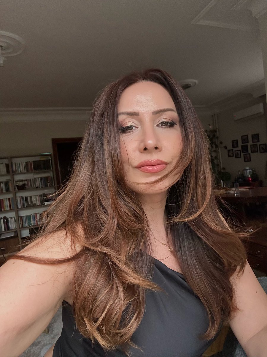 leylâ tweet media