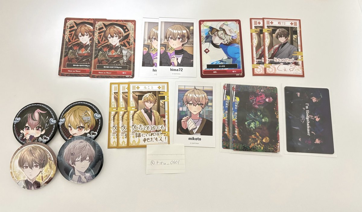 riru_0601's tweet photo. シクフォニ　トレカ　 第5弾
                      チェキ     第4弾
                      缶バッジ 第15弾
                      チプカ     

譲→🌸、🍍、👑
求→📢、☔️

郵送のみとなっております-  ̫ -

検索からでもお気軽にお声掛けください。> ̫ <
#シクフォニグッズ交換 https://t.co/LLTMiSCEVv