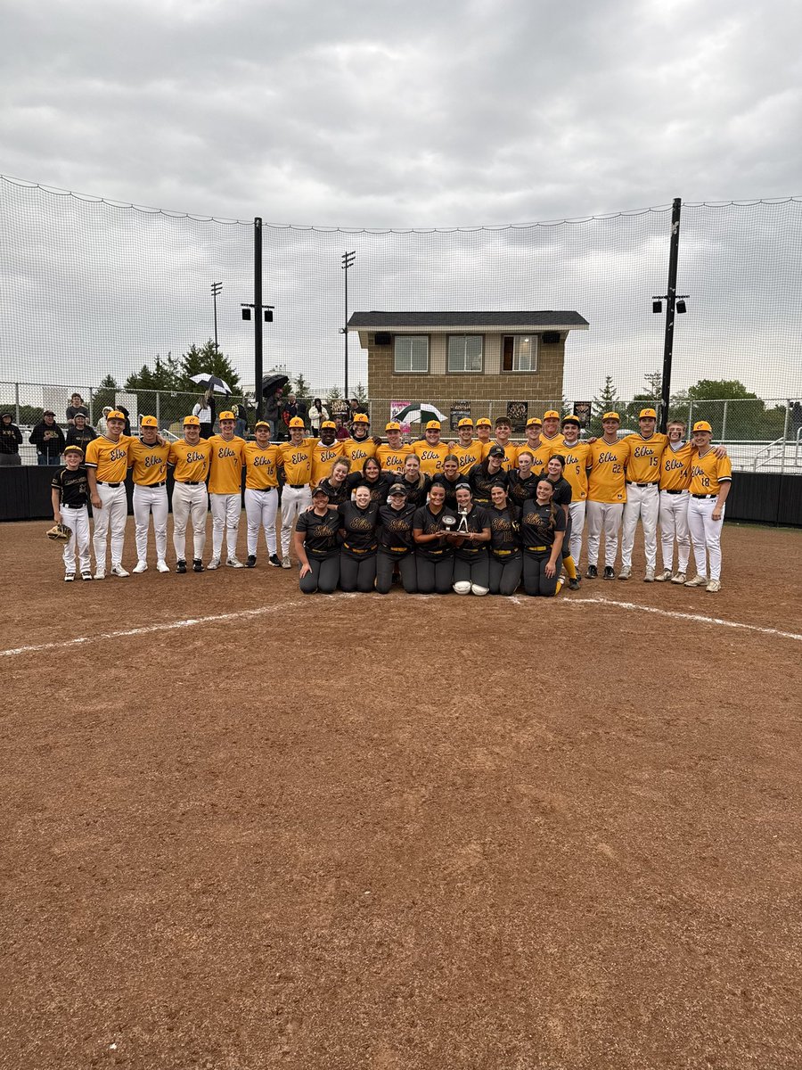 chselksad's tweet photo. The Baseball and Softball Teams came together to celebrate their GWOC Championships! Proud of our kids! Great Job Elks! https://t.co/epNNE52JDV