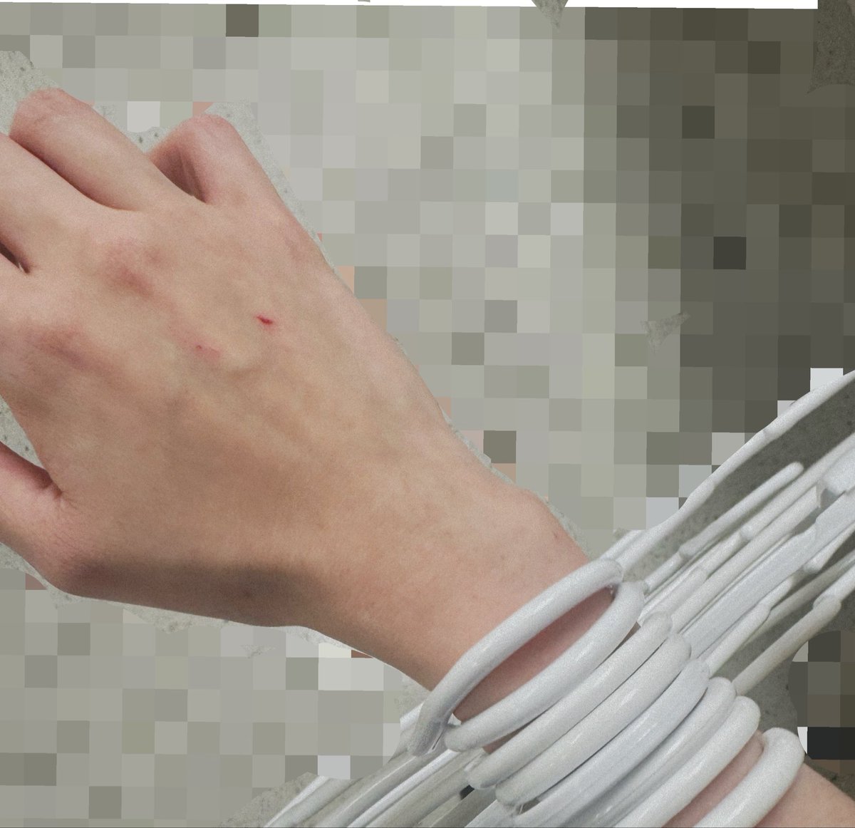EsmeBites's tweet photo. I hang clothing hangers on my arm to body check at work sometimes https://t.co/RdmJncdRrv