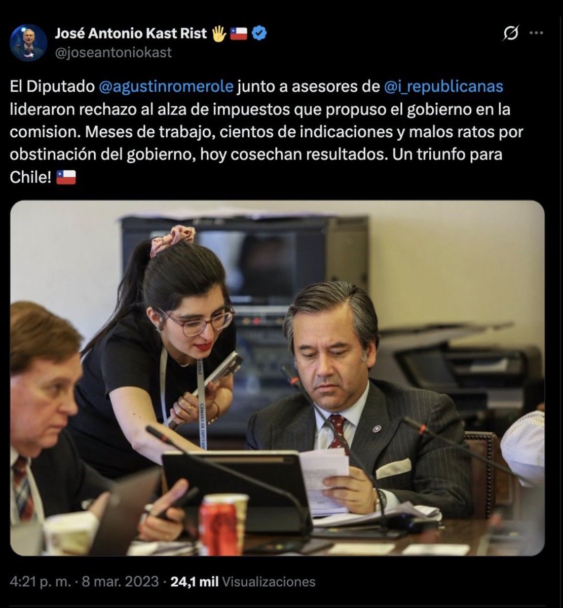 JuanCadeChile tweet media