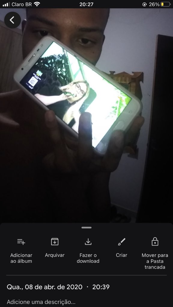 Eu gosto de achar esses print. Deixa bem claro que meu amor por Marília é caso antigo menino. Não é de biscoitagem não é amor mesmo. Meu único vídeo do tiktok é escutando ela na roça em março de 2021.