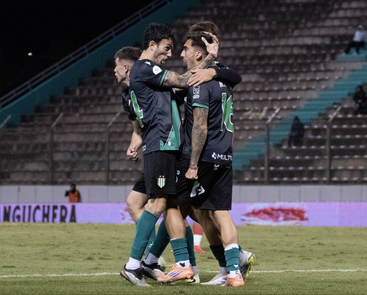 Club A. Banfield tweet media