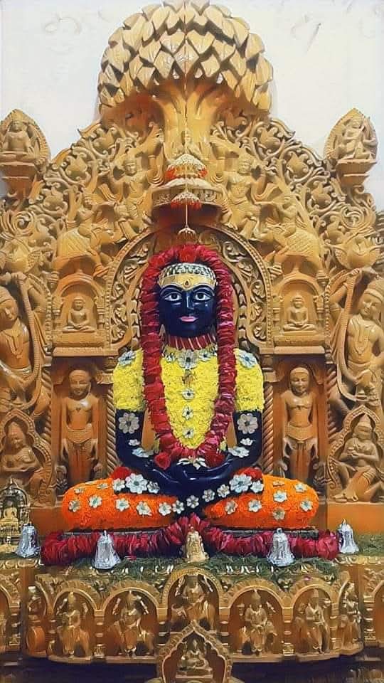 JainGoldnMandir's tweet photo. 🌟 आज तिथि सप्तमी (7) है✨ 
♨ आज शनिवार है 🔥
🌹 आज के दर्शन 🔔🔔
🙏श्री मुनिसुव्रत दादा🌹🪷
🇦🇹 कटला मंदिर, आगरा रोड,  जयपुर 🌹

🙏मुनिसुव्रत नामे, जे भवि च��त्त कामे
🌹सवि संपत्ति पामे स्वर्गना सुख जामे
🌹दुर्गति दुःख वामे नवि पड़े मोह भामे
🌹सवि कर्म विरामे जई वसे सिद्धि धामे🙏 https://t.co/yo4U57fJtp