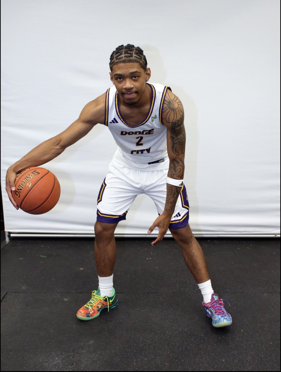 DushawnLondon1's tweet photo. JUCO guard Derrick Rivers will visit UAlbany on Monday, source tells @247Sports https://t.co/5QiSXBeyGC