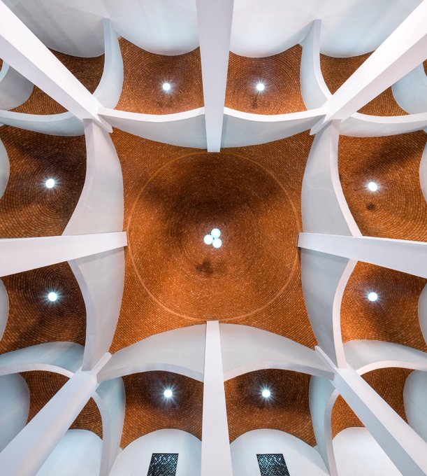 SciFiArchives's tweet photo. Hikma Community Complex by Mariam Issoufou Architects and Studio Chahar in Dandaji, Niger 🇳🇪 https://t.co/e2i0xlNDze
